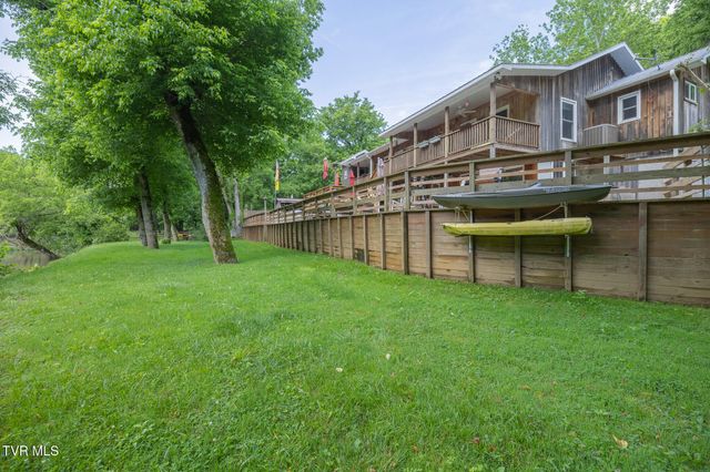 17088 North Fork River Road, Abingdon, VA 24210