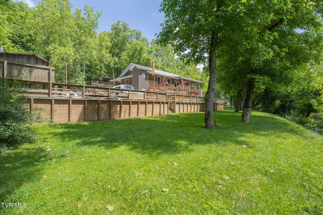 17088 North Fork River Road, Abingdon, VA 24210