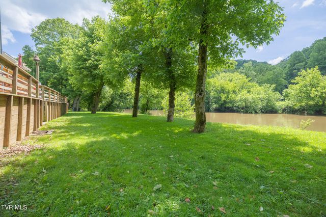 17088 North Fork River Road, Abingdon, VA 24210