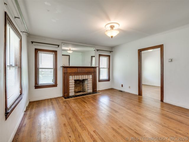 2812 W 37th Place, Tulsa, OK 74107