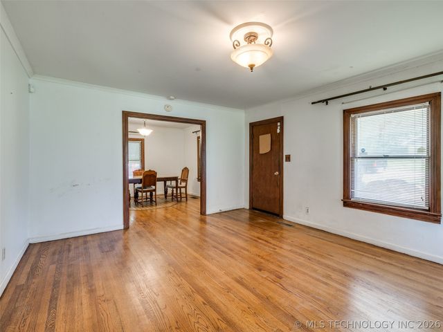2812 W 37th Place, Tulsa, OK 74107