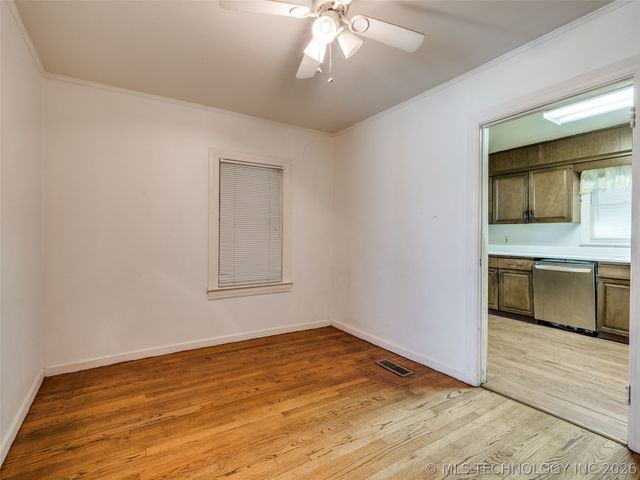 2812 W 37th Place, Tulsa, OK 74107