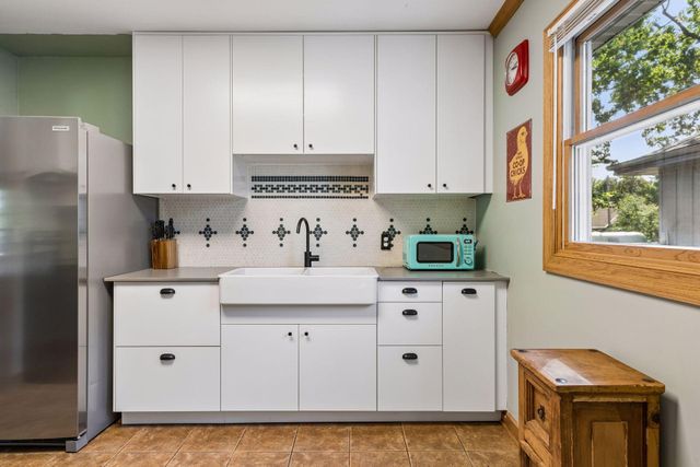 5950 Upton Avenue S, Minneapolis, MN 55410
