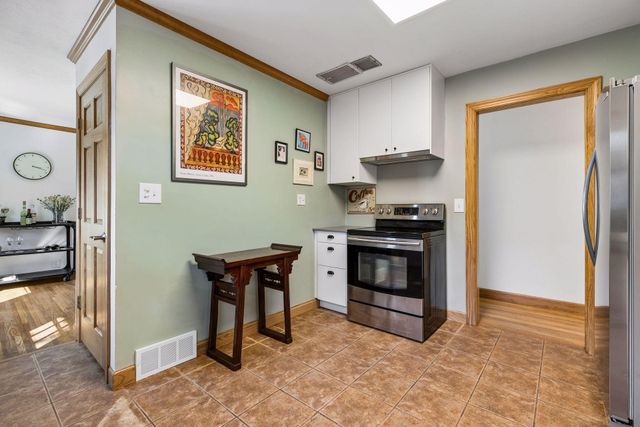 5950 Upton Avenue S, Minneapolis, MN 55410