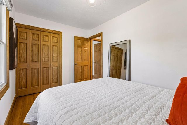 5950 Upton Avenue S, Minneapolis, MN 55410