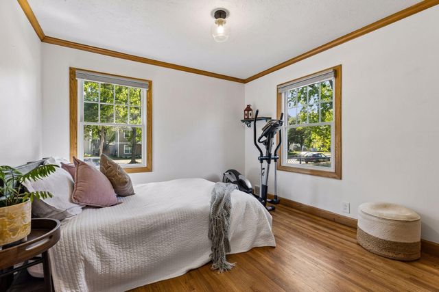 5950 Upton Avenue S, Minneapolis, MN 55410