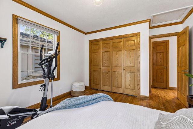 5950 Upton Avenue S, Minneapolis, MN 55410