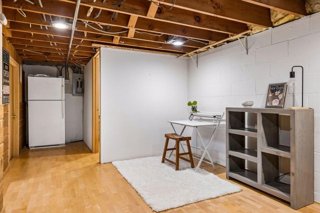 5950 Upton Avenue S, Minneapolis, MN 55410