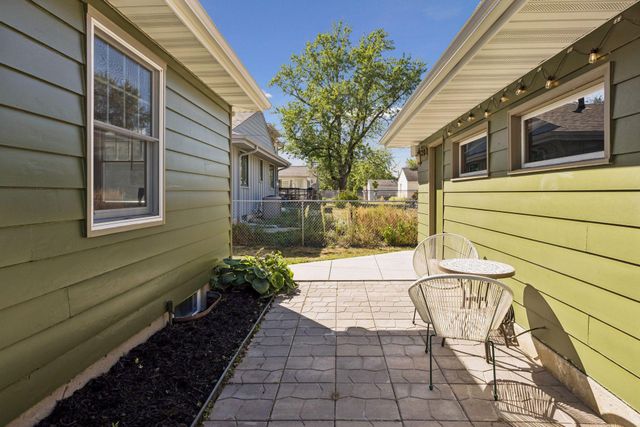 5950 Upton Avenue S, Minneapolis, MN 55410