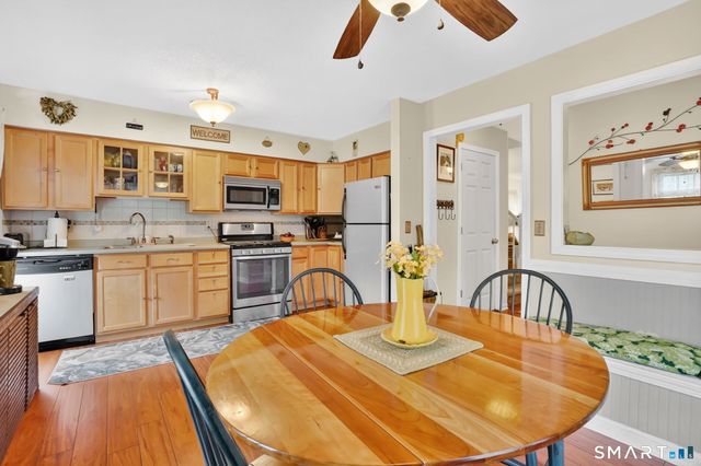 1 Riverview Drive B, East Windsor, CT 06088