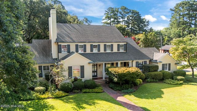 1301 Summit Avenue, Washington, NC 27889