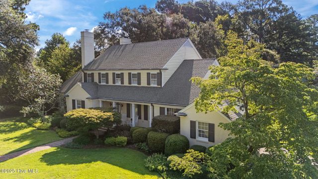 1301 Summit Avenue, Washington, NC 27889