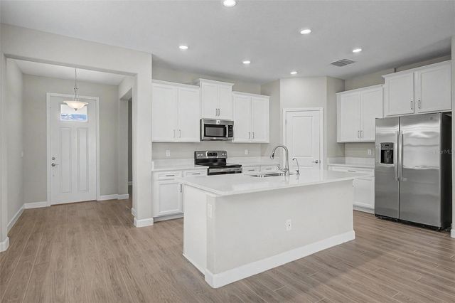 31603 MAGNA GULF LOOP, San Antonio, FL 33576