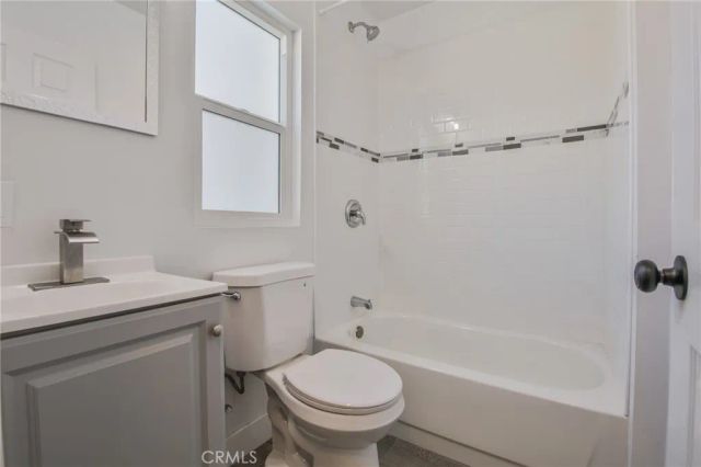 317 W 107th, Los Angeles, CA 90003