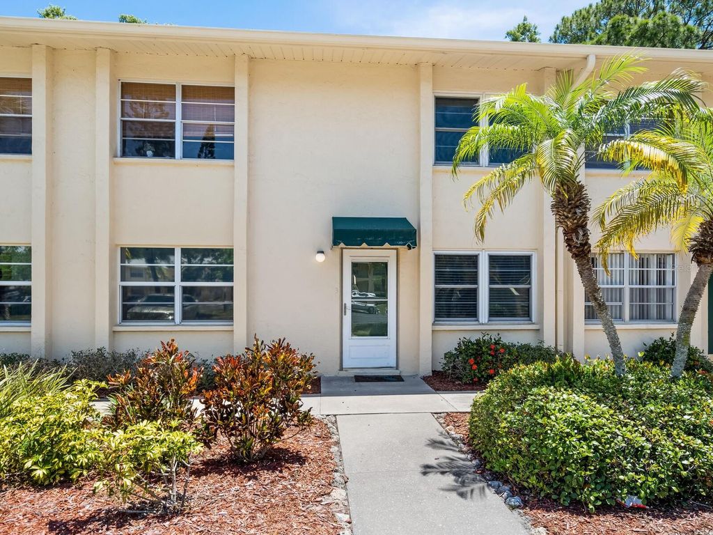 4805 RILMA AVENUE 107, Sarasota, FL 34234