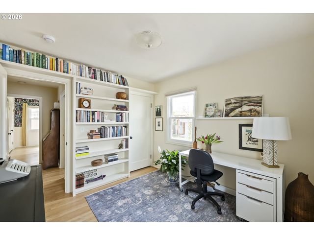 6615 Ne 26TH Ave, Portland, OR 97211