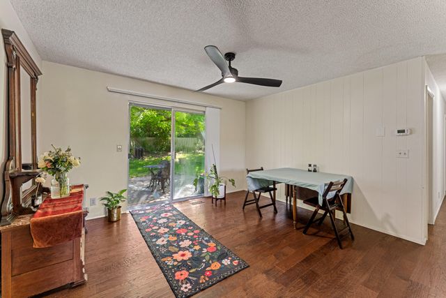 210 Sky Crest Drive, Grants Pass, OR 97527