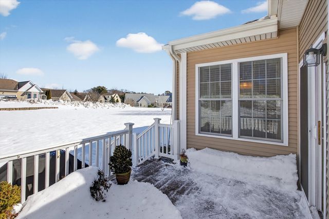 102 Old Field Road 102, Plymouth, MA 02360