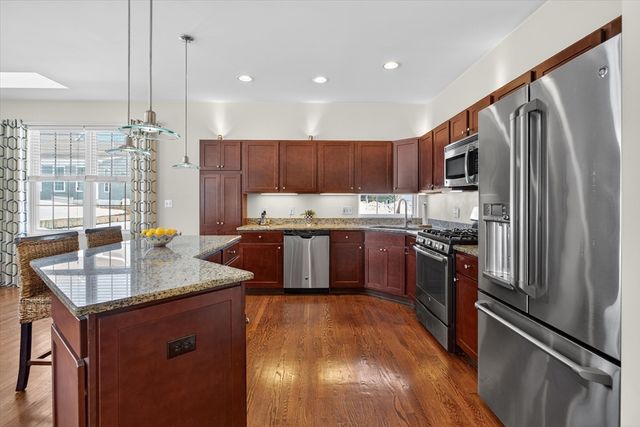 102 Old Field Road 102, Plymouth, MA 02360