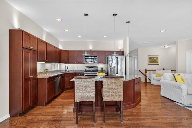 102 Old Field Road 102, Plymouth, MA 02360