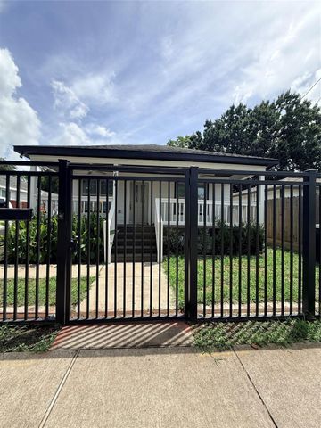 3614 Mainer Street, Houston, TX 77021