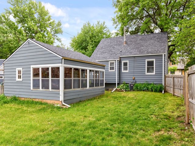 1309 Broad Street, Des Moines, IA 50315