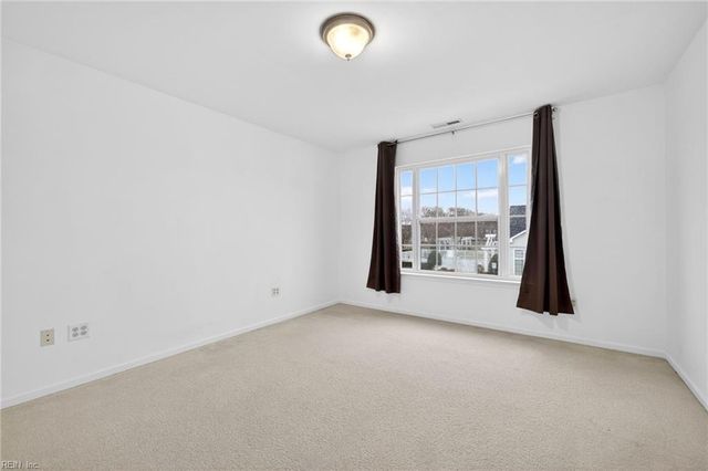 5301 Brinsley LN, Virginia Beach, VA 23455