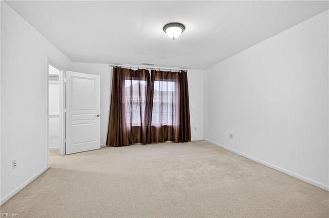 5301 Brinsley LN, Virginia Beach, VA 23455