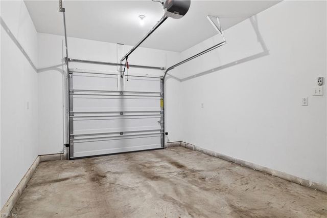 5301 Brinsley LN, Virginia Beach, VA 23455