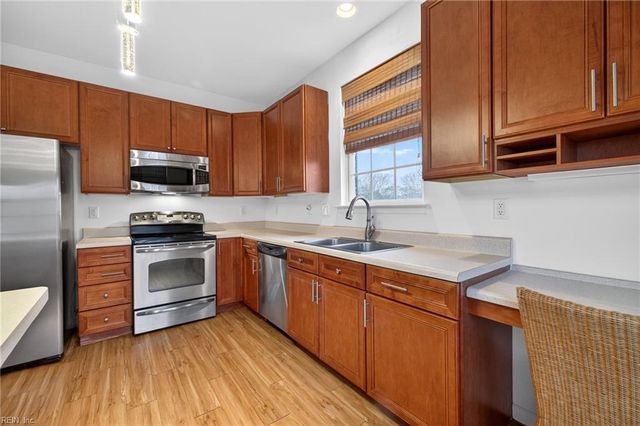 5301 Brinsley LN, Virginia Beach, VA 23455