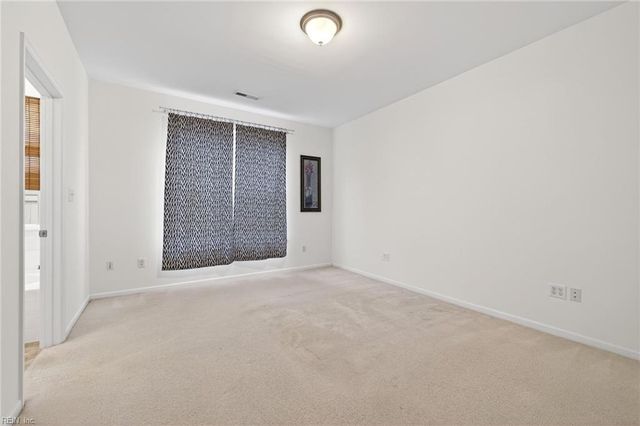 5301 Brinsley LN, Virginia Beach, VA 23455