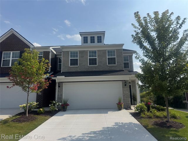 297 Strawberry Drive, Rochester Hills, MI 48307