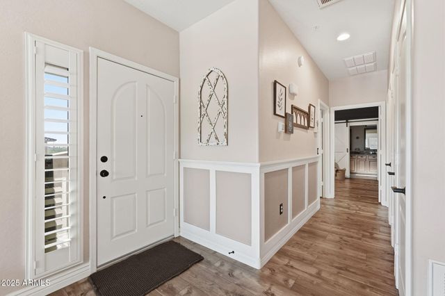 2425 W Bronco Butte Trail 2039, Phoenix, AZ 85085