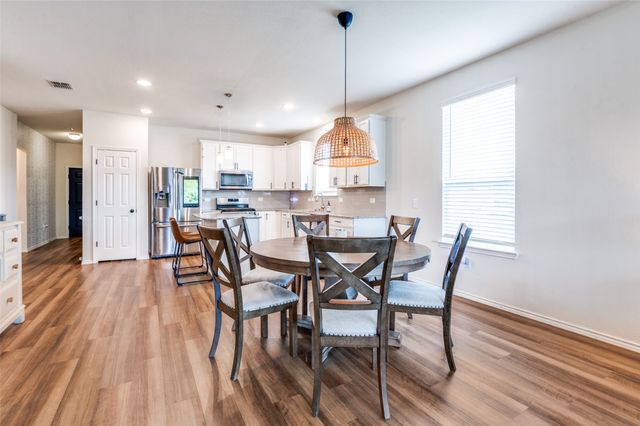 2804 Brisco Way, Aubrey, TX 76227