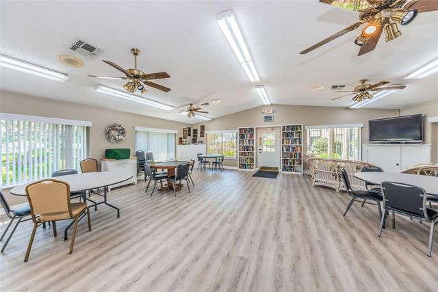 2687 PINE RIDGE WAY S B2, Palm Harbor, FL 34684
