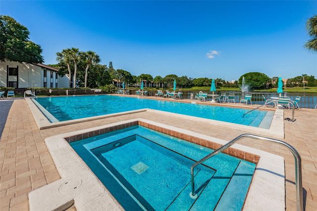 2687 PINE RIDGE WAY S B2, Palm Harbor, FL 34684