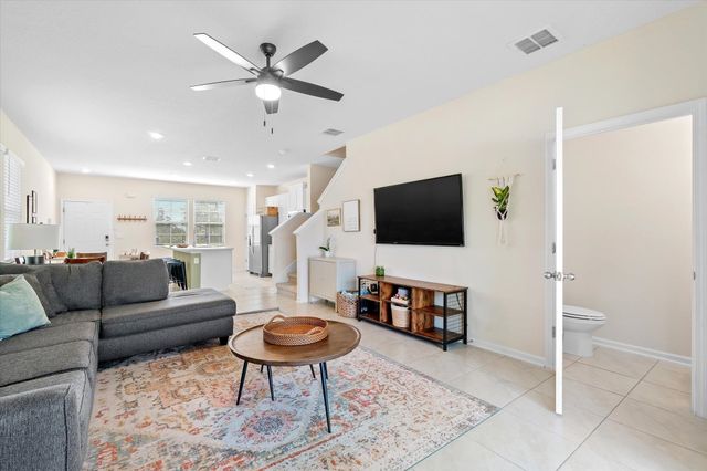 212 Whispering Brook Dr, St Augustine, FL 32084