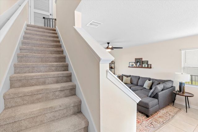 212 Whispering Brook Dr, St Augustine, FL 32084
