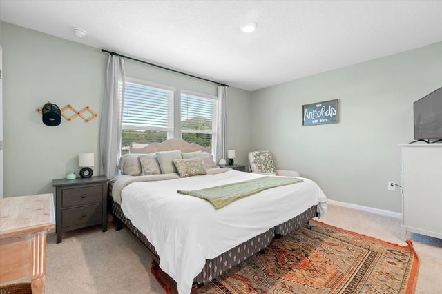 212 Whispering Brook Dr, St Augustine, FL 32084