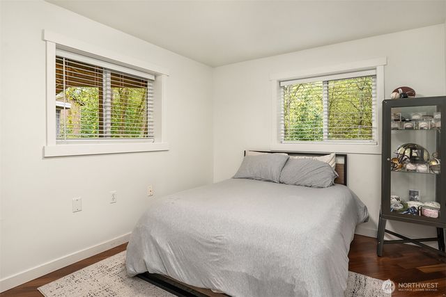 15803 81st Avenue NE, Kenmore, WA 98028