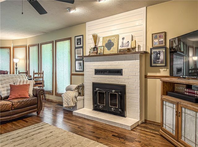 221 Approach Drive, Harrison, AR 72601