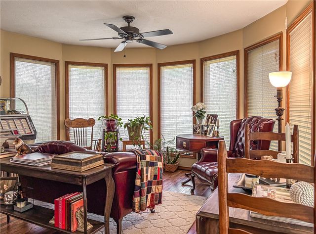 221 Approach Drive, Harrison, AR 72601