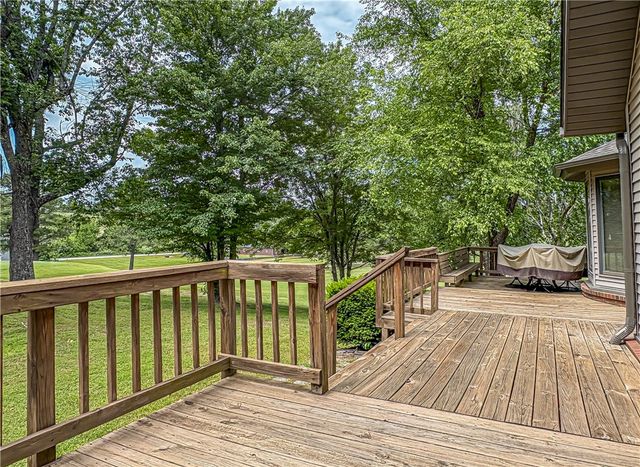221 Approach Drive, Harrison, AR 72601