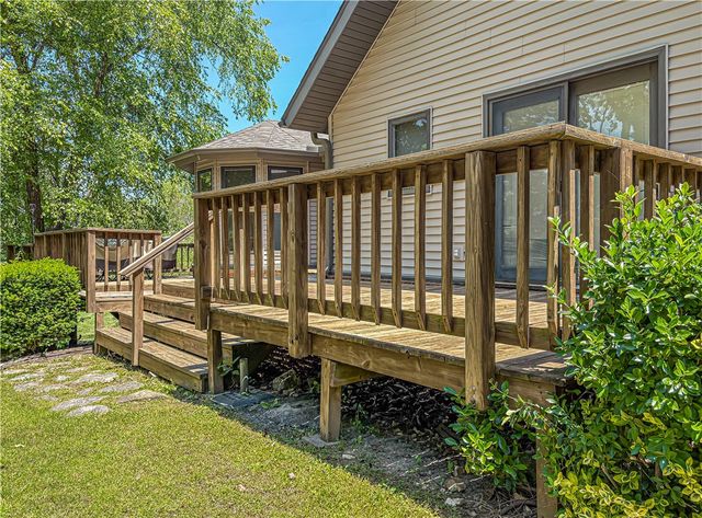 221 Approach Drive, Harrison, AR 72601
