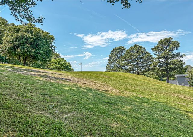 221 Approach Drive, Harrison, AR 72601