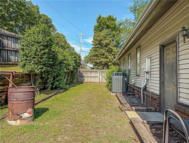 221 Approach Drive, Harrison, AR 72601