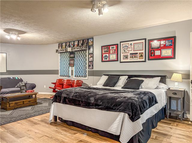 221 Approach Drive, Harrison, AR 72601