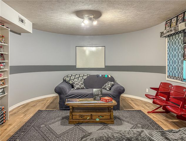 221 Approach Drive, Harrison, AR 72601
