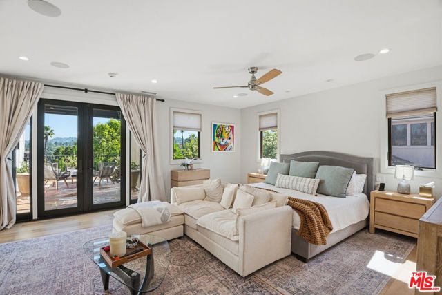 16820 Oak View Drive, Encino (los Angeles), CA 91436