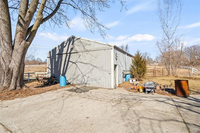 35808 E Pink Hill Road 64075, Oak Grove, MO 64075